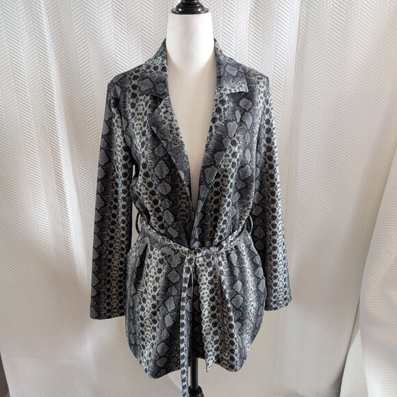 H&M Snakeprint Jacket with Tie Belt Pockets Grey Blazer Size Small Animal print - Picture 1 of 12